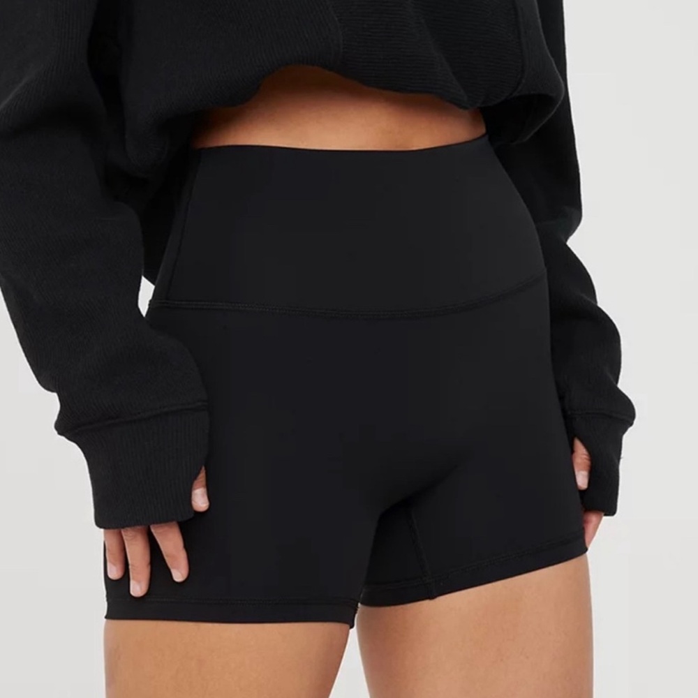 EUC. Aerie Offline biker short